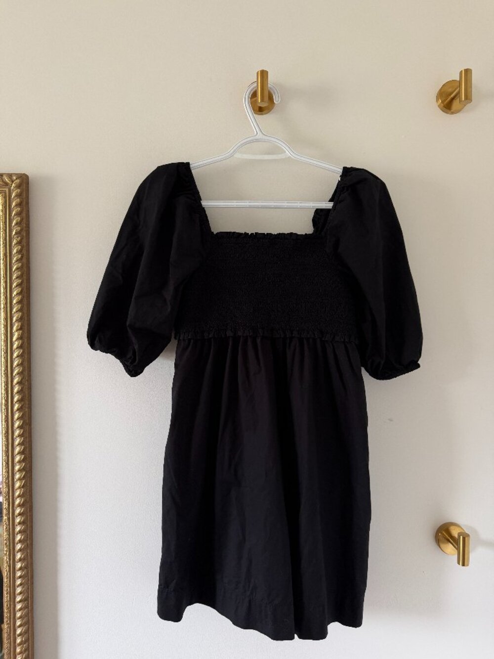 Black dress with pockets